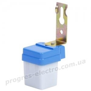 Фотореле ФР-600 1300ВА IP44 сірий IEK