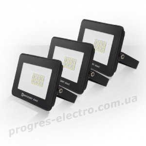 Набір з 3х світлодіодних прожекторів ЄВРОСВІТЛО 30Вт 6400К EV-30-504 STAND 2400Лм