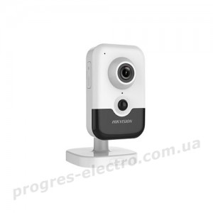 Відеокамера DS-2CD2421G0-I (2.8 мм) 2МП з PIR датчиком